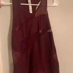 Maroon lululemon tank top- size 4